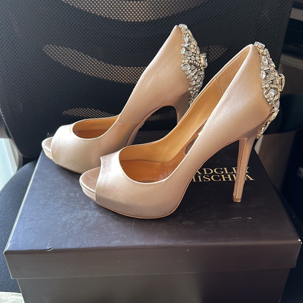 Rose Gold Badgley Mischhka Heels - Picture 3 of 4